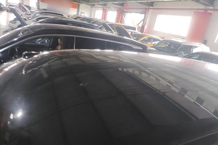 Used ONVO Luxeed L90 2025 Model—Ultra Six-Seater Version Roof