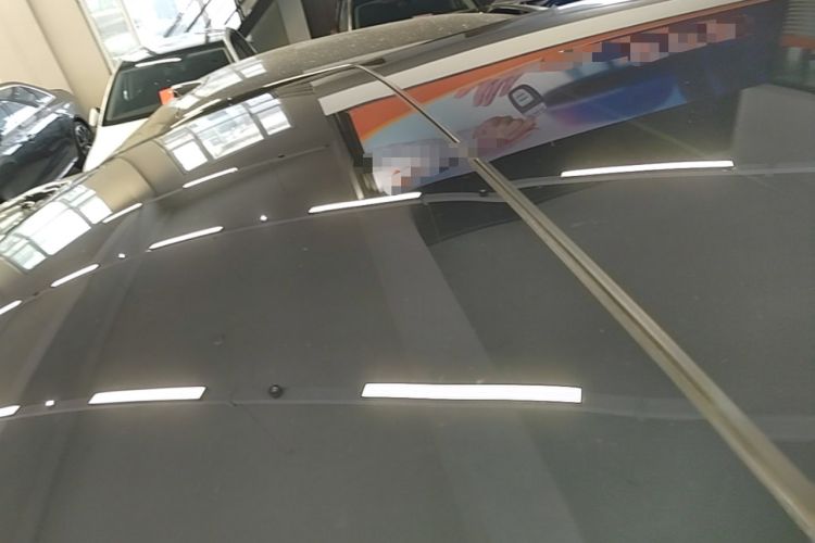 Used ONVO Luxeed L90 2025 Model—Ultra Six-Seater Version Roof
