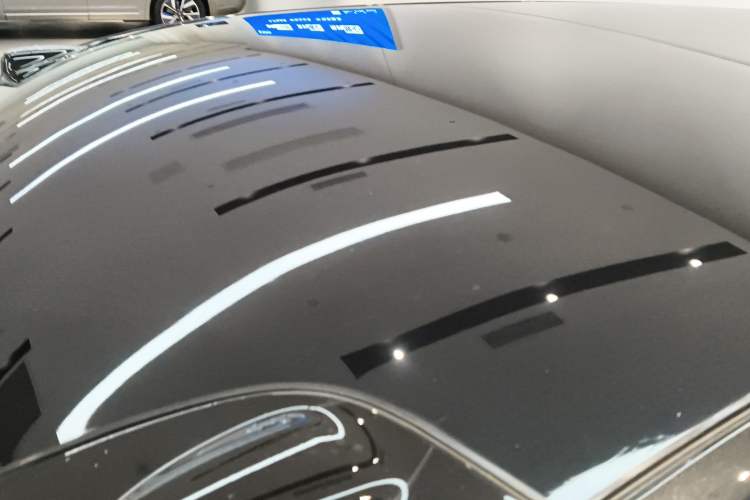 Used ONVO Luxeed L90 2025 Model—Ultra Six-Seater Version Roof