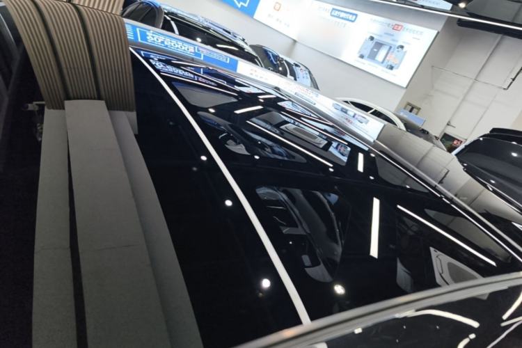Used ONVO Luxeed L90 2025 Model—Max Six-Seater Version Roof