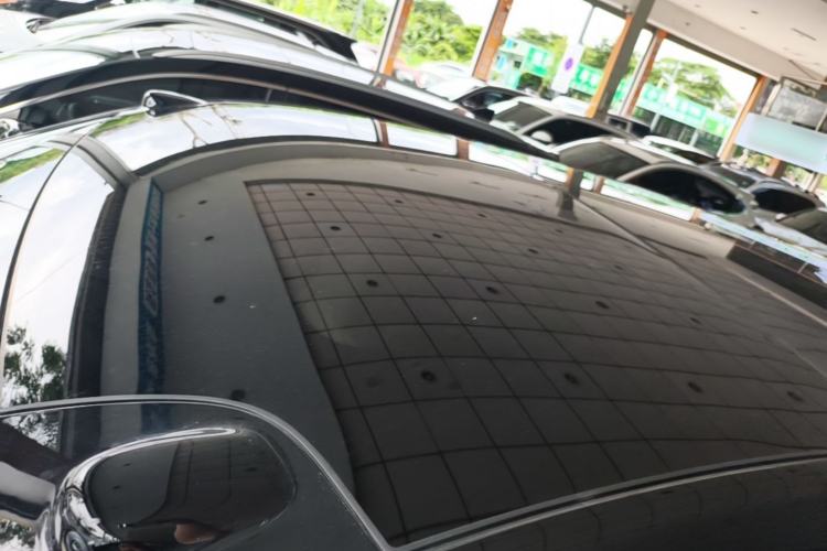 Used ONVO Luxeed L90 2025 Model—Ultra Six-Seater Version Roof