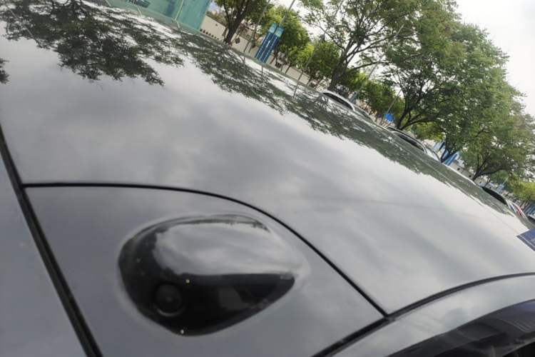 Used ONVO Luxeed L90 2025 Model—Ultra Six-Seater Version Roof