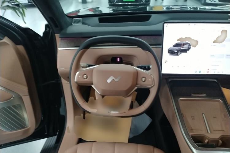 Used ONVO Luxeed L90 2025 Model—Ultra Six-Seater Version Steering Wheel