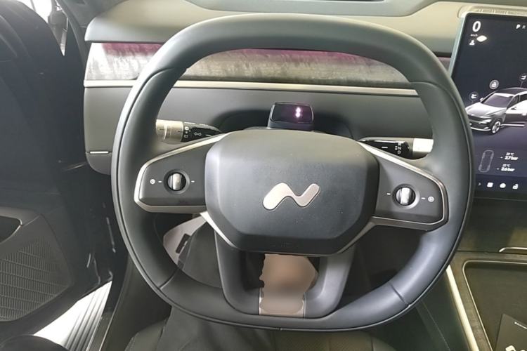 Used ONVO Luxeed L90 2025 Model—Ultra Six-Seater Version Steering Wheel