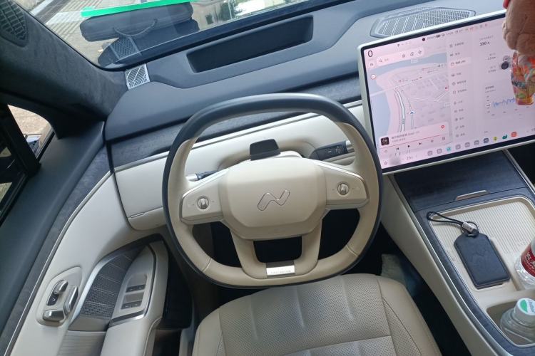 Used ONVO Luxeed L90 2025 Model Max Six-Seater 60-degree Battery Edition Steering Wheel