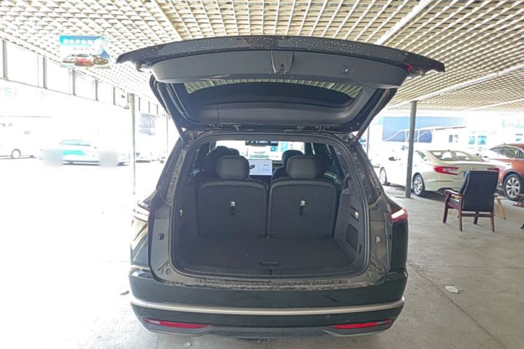 Used ONVO Luxeed L90 2025 Model—Max Six-Seater Version Trunk