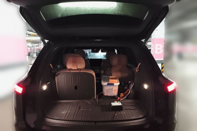 Used ONVO Luxeed L90 2025 Model—Max Six-Seater Version Trunk