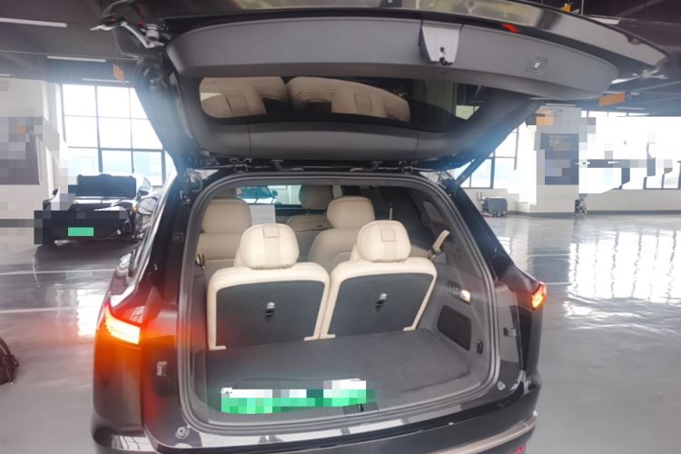 Used ONVO Luxeed L90 2025 Model—Max Six-Seater Version Trunk