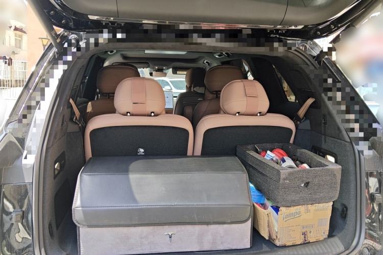 Used ONVO Luxeed L90 2025 Model—Ultra Six-Seater Version Trunk