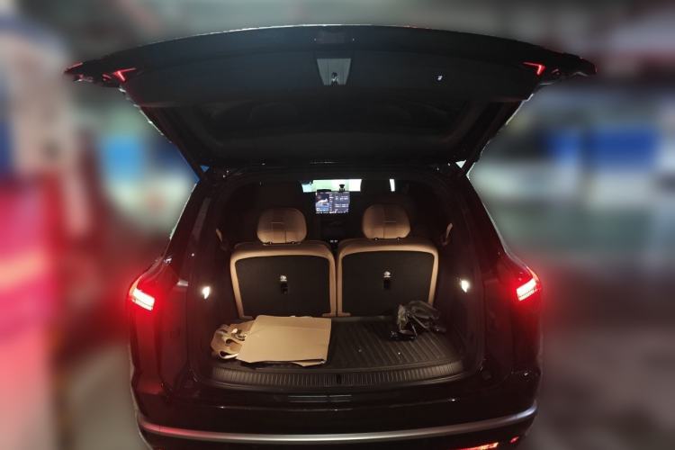 Used ONVO Luxeed L90 2025 Model—Max Six-Seater Version Trunk