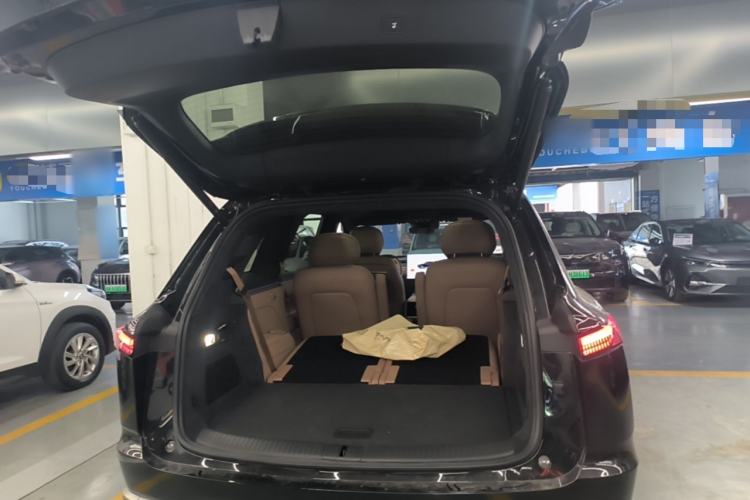Used ONVO Luxeed L90 2025 Model—Max Six-Seater Version Trunk