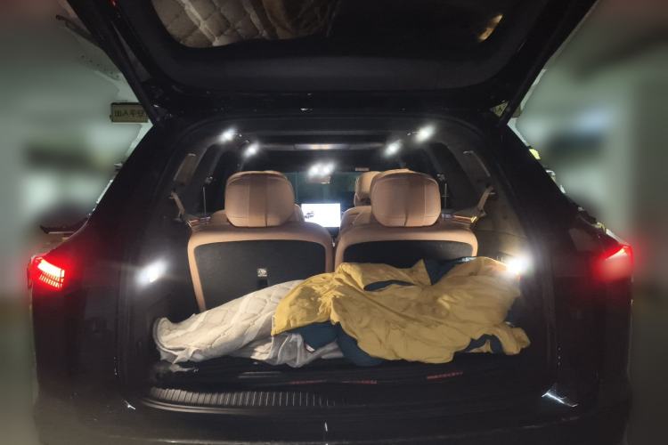 Used ONVO Luxeed L90 2025 Model—Max Six-Seater Version Trunk