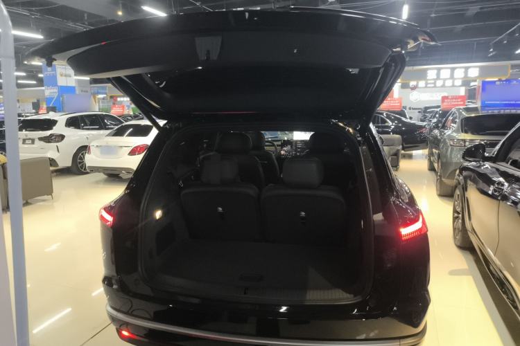 Used ONVO Luxeed L90 2025 Model—Max Six-Seater Version Trunk