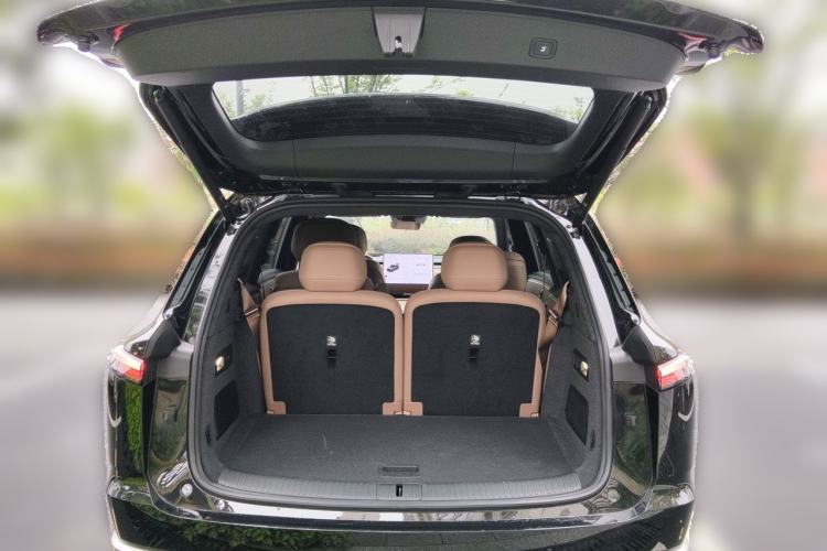 Used ONVO Luxeed L90 2025 Model—Max Six-Seater Version Trunk
