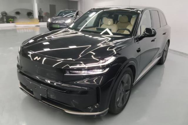Used ONVO Luxeed L90 2025 Model—Max Six-Seater Version