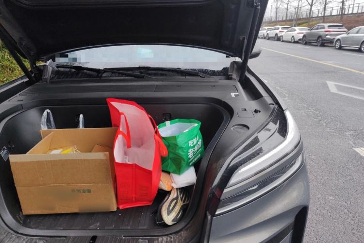 Used ONVO Luxeed L90 2025 Model—Ultra Six-Seater Version Engine Bay Left