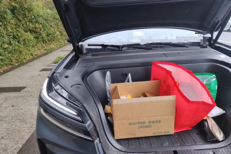 Used ONVO Luxeed L90 2025 Model—Ultra Six-Seater Version Engine Bay Right