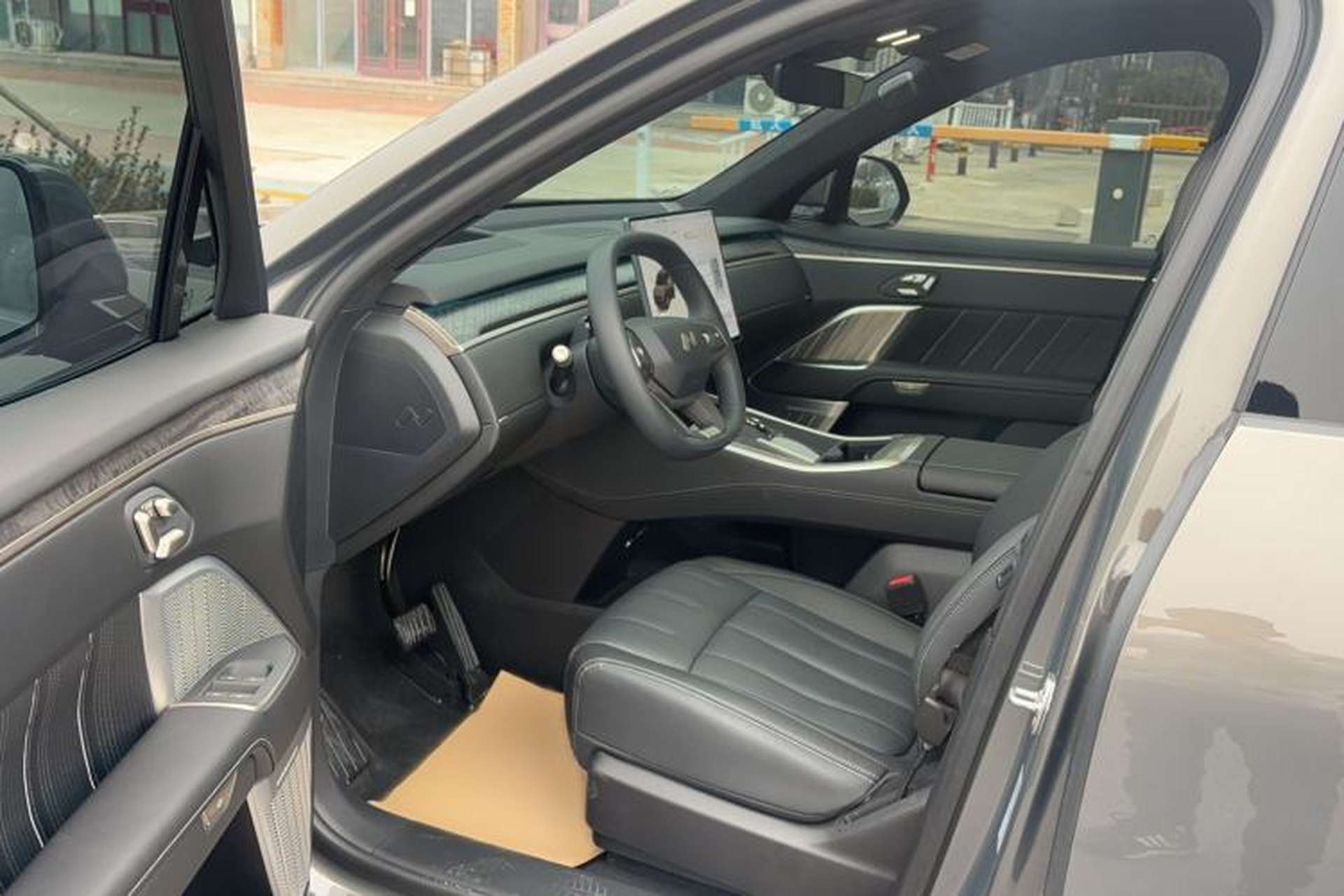 Used ONVO Luxeed L90 2025 Model—Ultra Six-Seater Version Interior 1