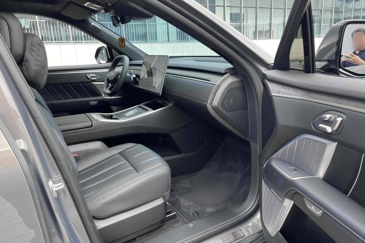 Used ONVO Luxeed L90 2025 Model—Ultra Six-Seater Version Interior 14