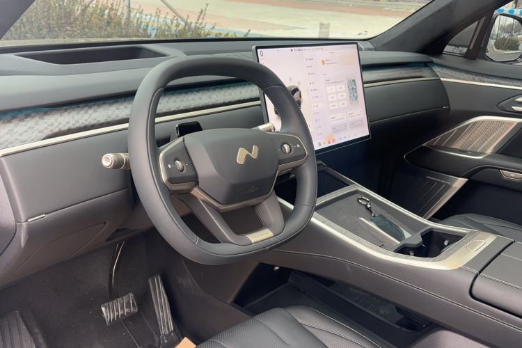 Used ONVO Luxeed L90 2025 Model—Ultra Six-Seater Version Interior 2