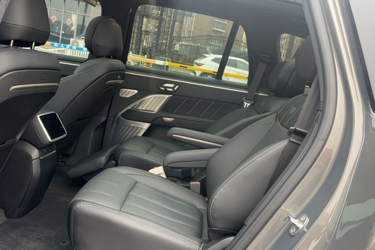 Used ONVO Luxeed L90 2025 Model—Ultra Six-Seater Version Interior 3