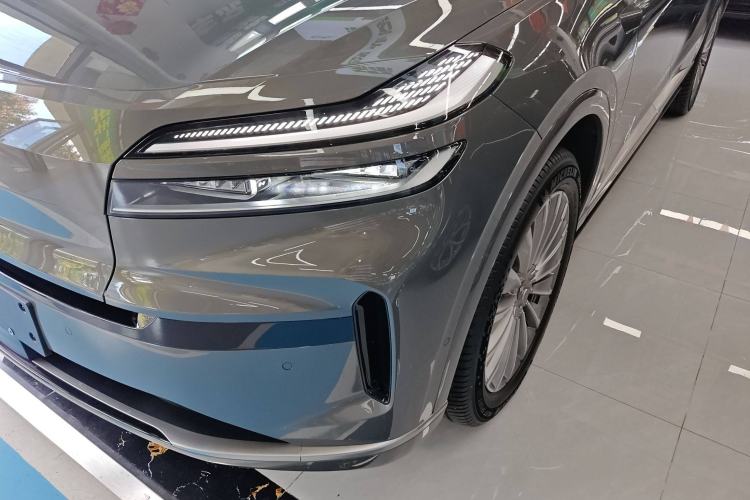 Used ONVO Luxeed L90 2025 Model—Ultra Six-Seater Version Left Front Headlight