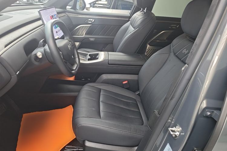 Used ONVO Luxeed L90 2025 Model—Ultra Six-Seater Version Left Front Seat