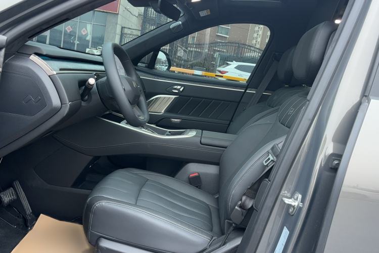 Used ONVO Luxeed L90 2025 Model—Ultra Six-Seater Version Left Front Seat