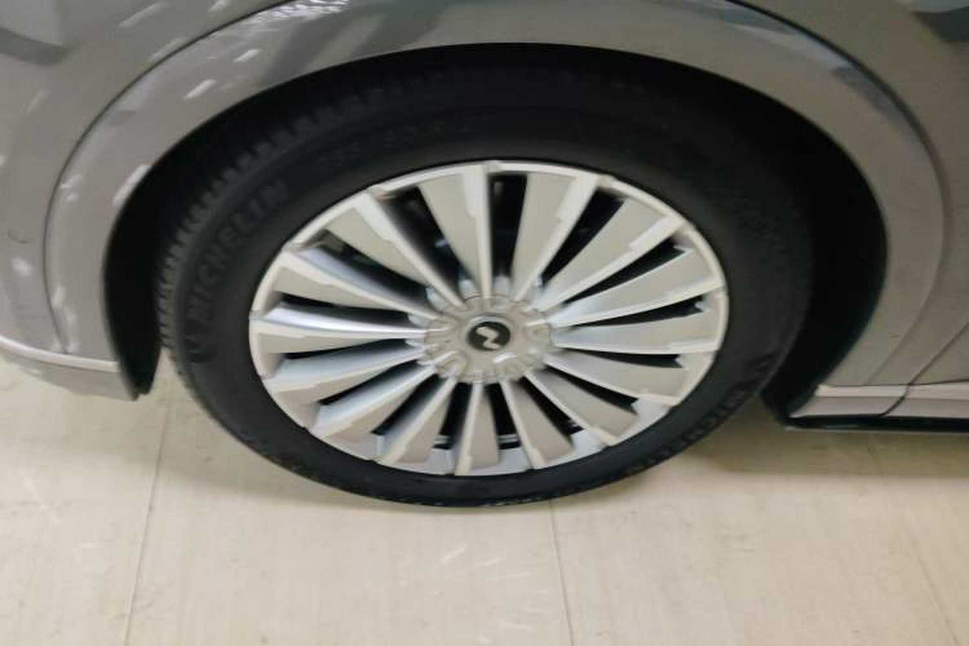 Used ONVO Luxeed L90 2025 Model—Ultra Six-Seater Version Left Front Wheel Hub