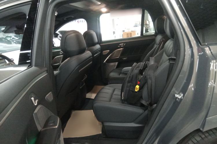 Used ONVO Luxeed L90 2025 Model—Ultra Six-Seater Version Left Rear Seat