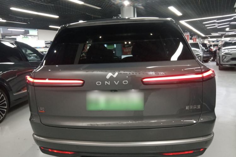 Used ONVO Luxeed L90 2025 Model—Ultra Six-Seater Version Rear