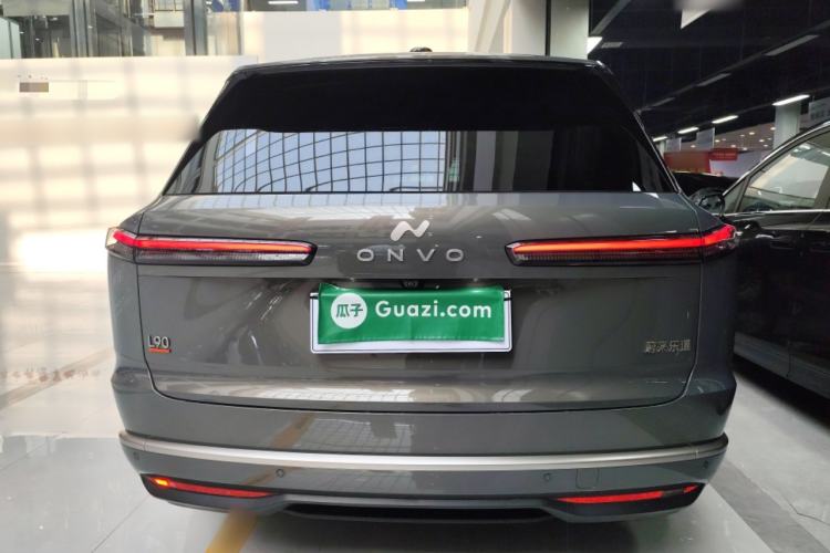 Used ONVO Luxeed L90 2025 Model—Ultra Six-Seater Version Rear