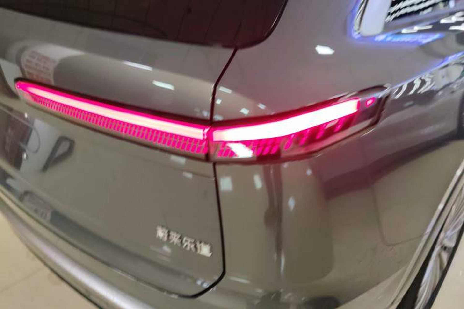 Used ONVO Luxeed L90 2025 Model—Ultra Six-Seater Version Right Rear Taillight