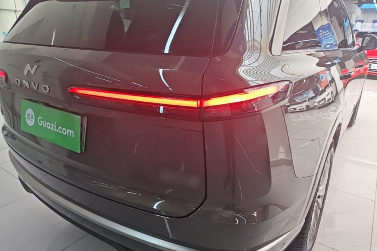 Used ONVO Luxeed L90 2025 Model—Ultra Six-Seater Version Right Rear Taillight