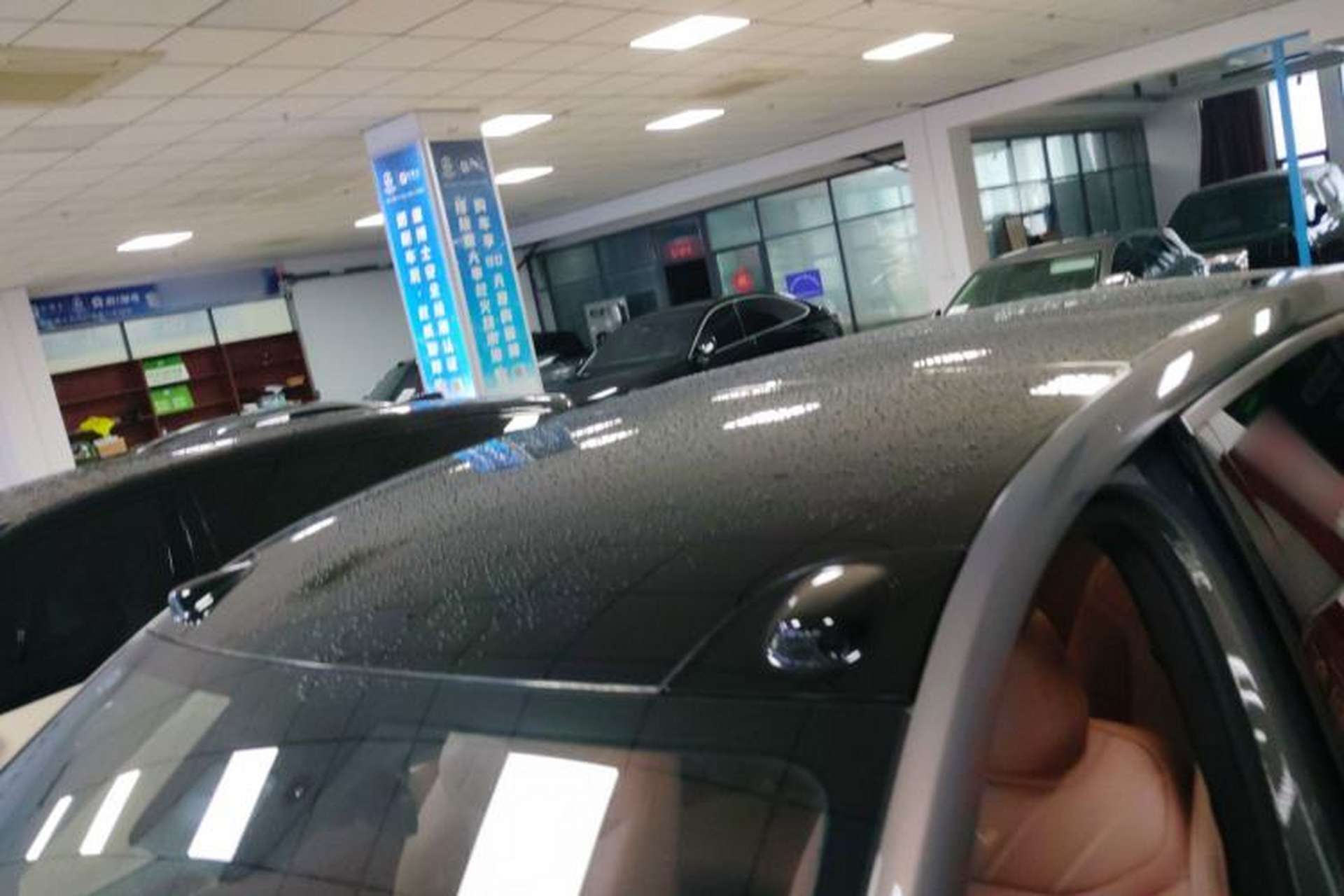 Used ONVO Luxeed L90 2025 Model—Ultra Six-Seater Version Roof