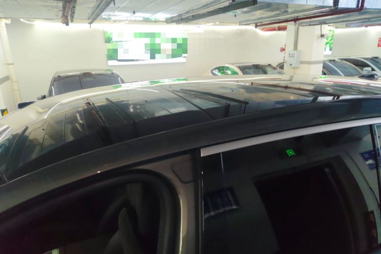 Used ONVO Luxeed L90 2025 Model—Max Six-Seater Version Roof