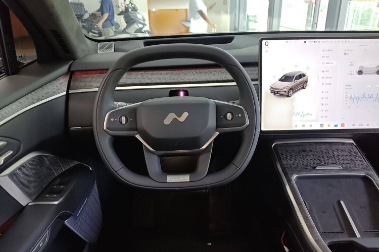 Used ONVO Luxeed L90 2025 Model—Ultra Six-Seater Version Steering Wheel