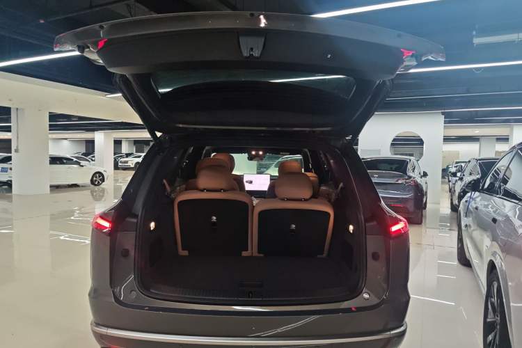 Used ONVO Luxeed L90 2025 Model—Max Six-Seater Version Trunk