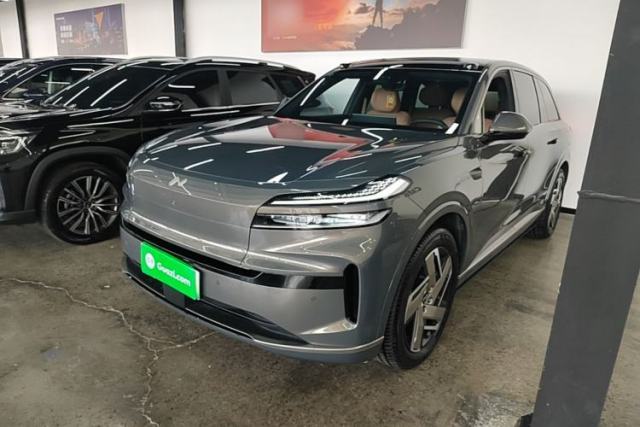 Used ONVO Luxeed L90 2025 Model—Ultra Six-Seater Version