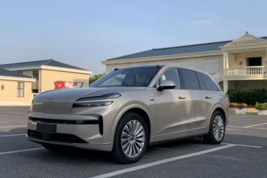 Used ONVO Luxeed L90 2025 Model—Ultra Six-Seater Version