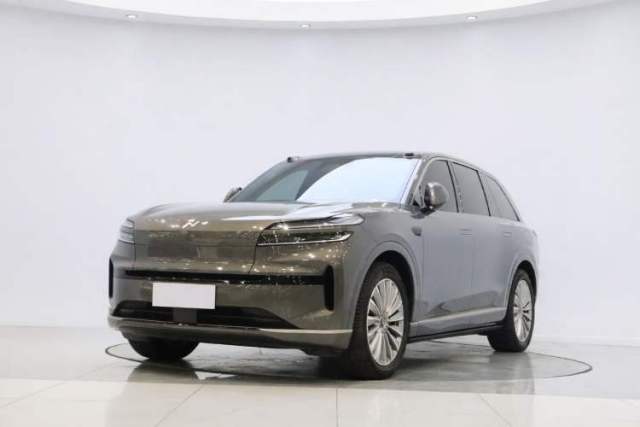 Used ONVO Luxeed L90 2025 Model—Ultra Six-Seater Version