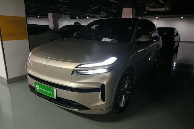 Used ONVO Luxeed L90 2025 Model—Ultra Six-Seater Version