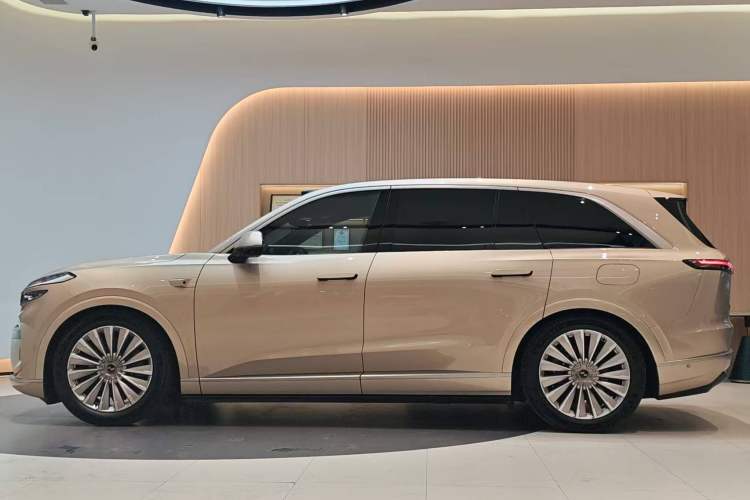 Used ONVO Luxeed L90 2025 Model—Max Six-Seater Version Exterior 1