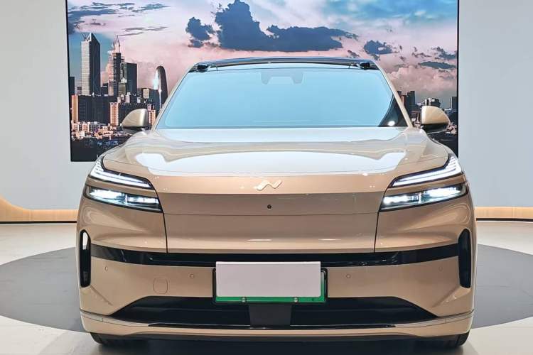 Used ONVO Luxeed L90 2025 Model—Max Six-Seater Version Exterior 2