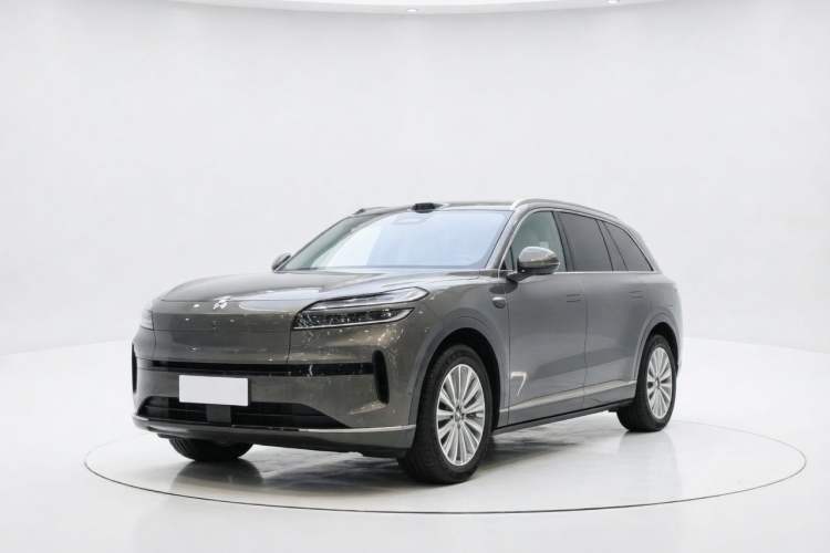 Used ONVO Luxeed L90 2025 Model—Ultra Six-Seater Version Exterior 3