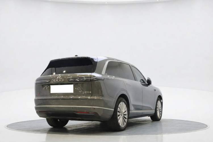 Used ONVO Luxeed L90 2025 Model—Ultra Six-Seater Version Exterior 4