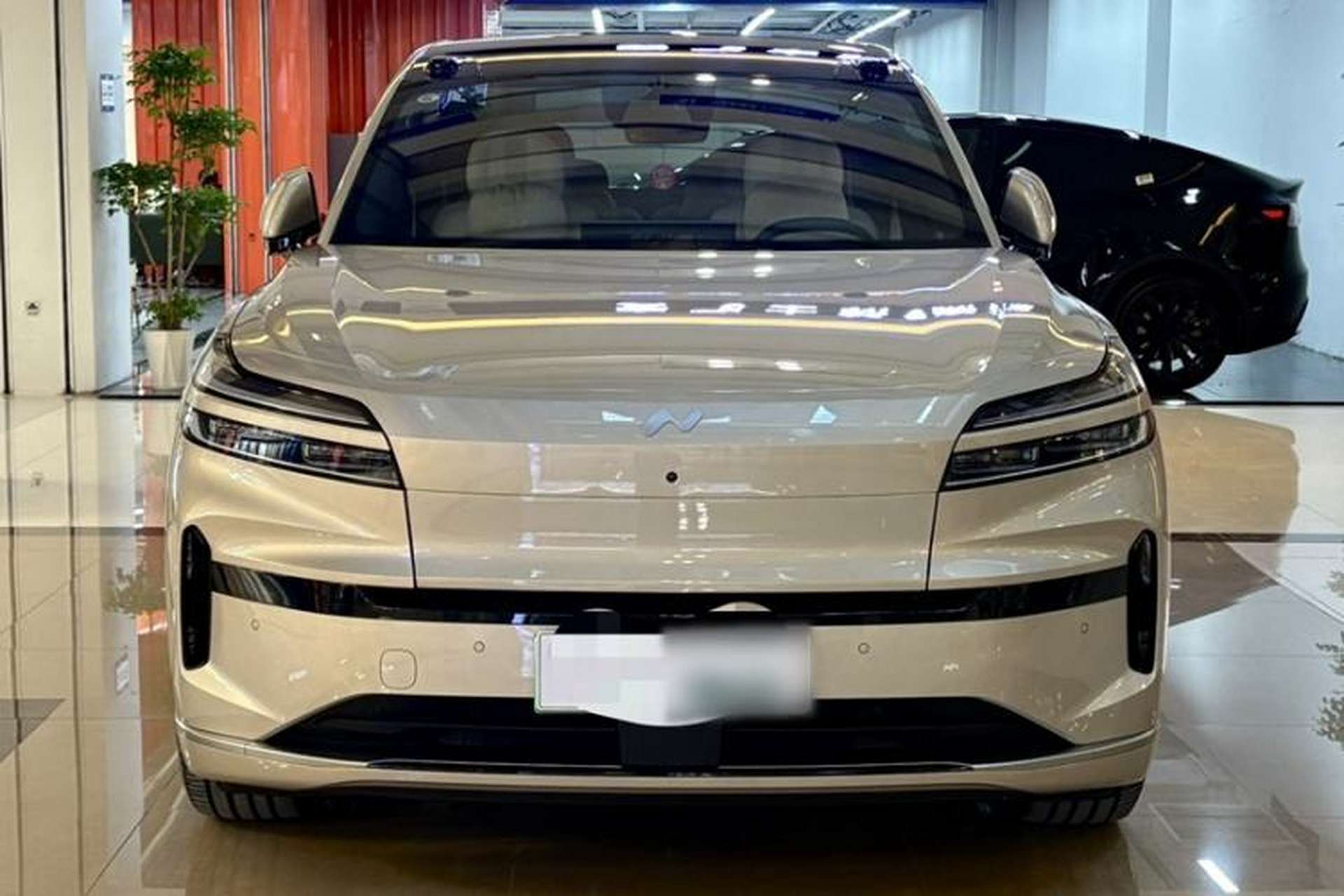 Used ONVO Luxeed L90 2025 Model—Ultra Six-Seater Version Exterior 4