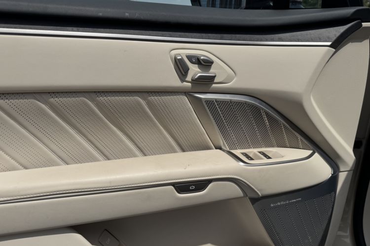 Used ONVO Luxeed L90 2025 Model—Ultra Six-Seater Version Exterior 5