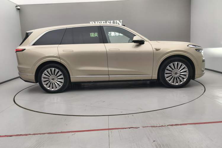 Used ONVO Luxeed L90 2025 Model—Ultra Six-Seater Version Exterior 6