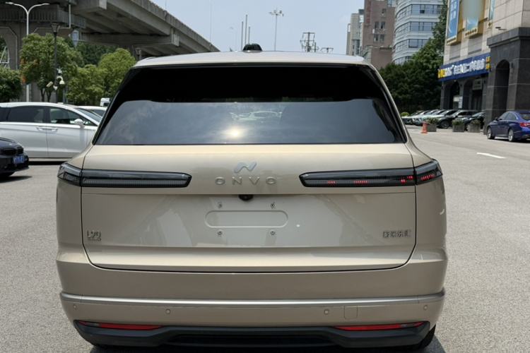 Used ONVO Luxeed L90 2025 Model—Max Six-Seater Version Exterior 7